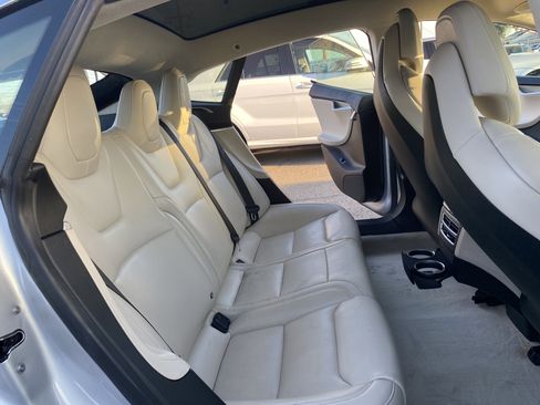Used 2017 Tesla Model S 75D image 24