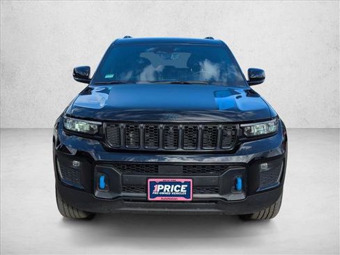 Used 2024 Jeep Grand Cherokee Trailhawk w/ Advanced Protech Group II image 2