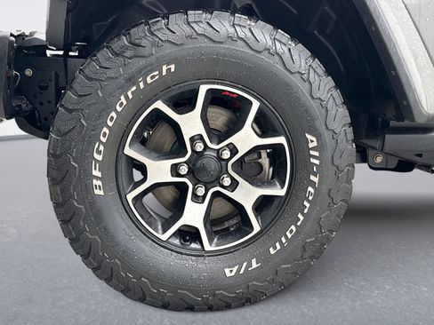 Used 2020 Jeep Wrangler Unlimited Rubicon image 12