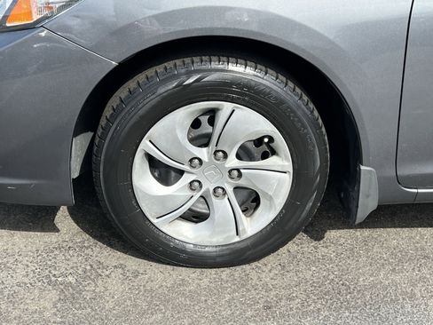 Used 2013 Honda Civic LX image 9