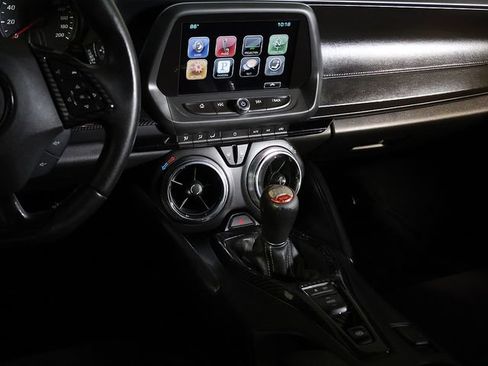 Used 2016 Chevrolet Camaro SS RWD image 14