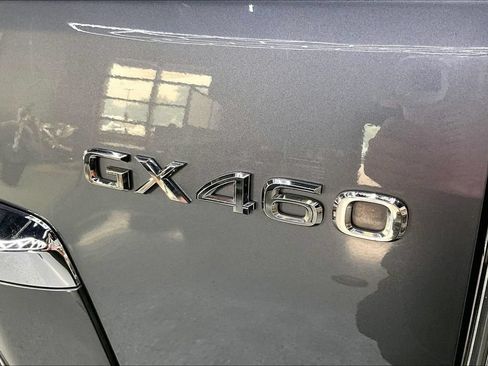 Used 2015 Lexus GX 460 w/ Premium Package AWD/4WD image 26
