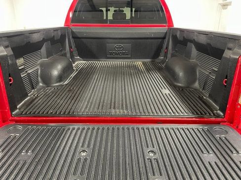 Used 2014 Toyota Tundra SR5 w/ SR5 Upgrade Package AWD/4WD image 24