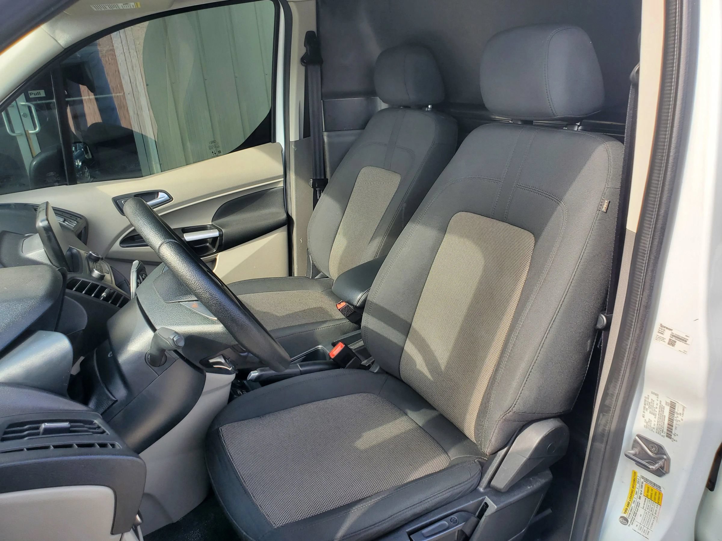 Used 2021 Ford Transit Connect XLT FWD image 3