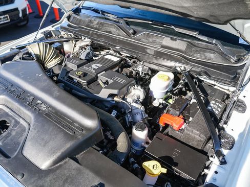 Used 2024 RAM 3500 Big Horn image 23