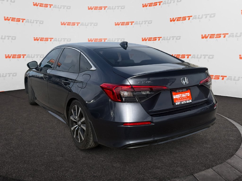 Used 2022 Honda Civic EX image 3