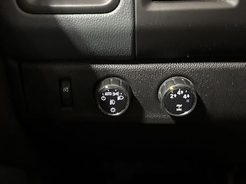 Used 2015 Chevrolet Colorado Z71 image 19