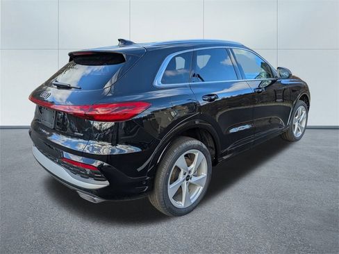 New 2025 Audi Q5 Premium Plus image 3