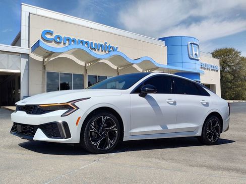 Used 2025 Kia K5 GT-Line w/ GT-Line Premium Package image 1