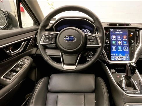 Used 2025 Subaru Outback Limited image 4