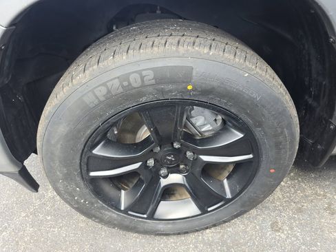 Used 2022 RAM 1500 Big Horn image 7