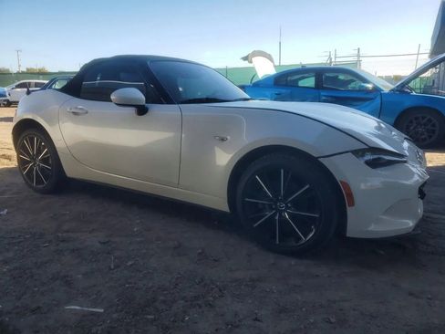 Used 2024 MAZDA MX-5 Miata Grand Touring w/ Weather Package image 4