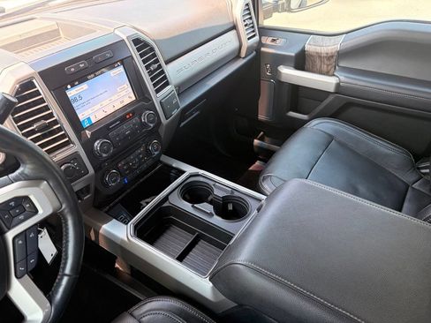 Used 2017 Ford F250 Lariat w/ Chrome Package AWD/4WD image 25