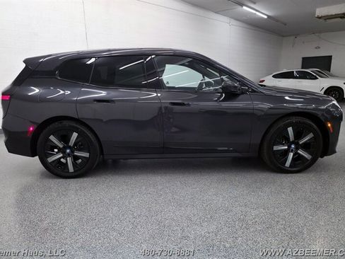 Used 2023 BMW iX xDrive50 w/ Convenience Package AWD/4WD image 12