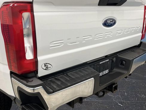 Used 2024 Ford F250 XLT image 31