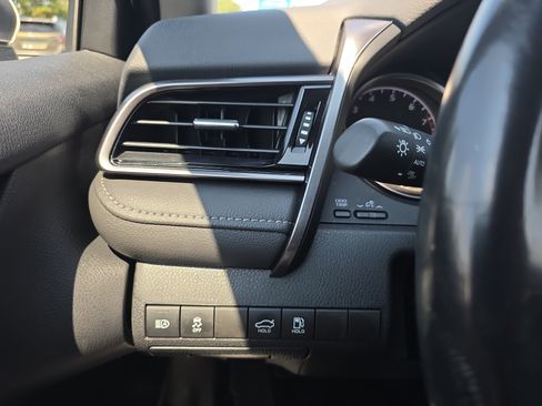 Used 2024 Toyota Camry SE FWD image 24