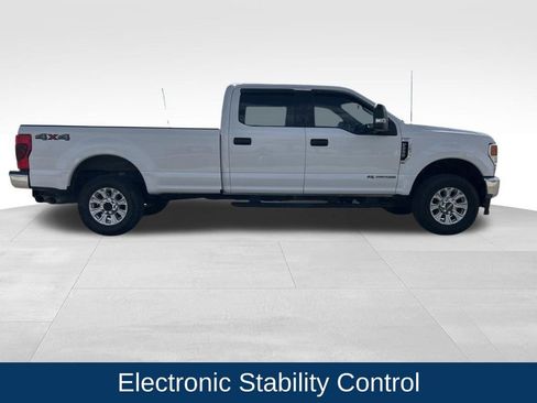 Used 2022 Ford F250 XLT AWD/4WD image 7