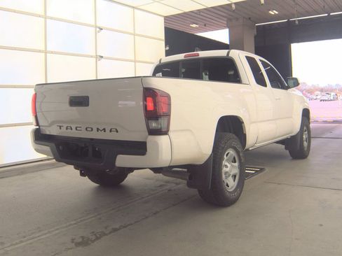 Used 2021 Toyota Tacoma SR w/ SR Convenience Package image 7