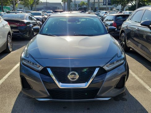 Used 2021 Nissan Maxima 3.5 SV w/ Floor Mat Group FWD image 2