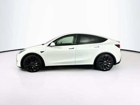 Used 2022 Tesla Model Y Performance AWD/4WD image 4