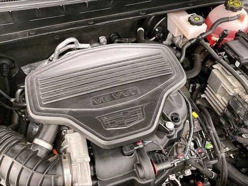 Certified 2023 Cadillac XT6 Premium Luxury w/ Technology Package AWD/4WD image 30