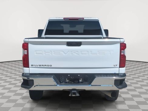 Used 2025 Chevrolet Silverado 2500 LT w/ Convenience Package AWD/4WD image 5