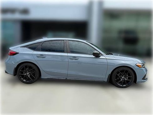 Used 2024 Honda Civic Sport image 10
