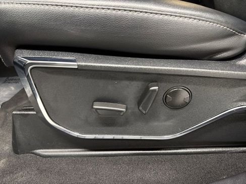 Used 2024 Ford F250 Lariat w/ Chrome Package image 23