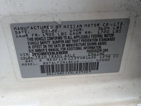 Used 2022 Nissan Versa SV FWD image 16