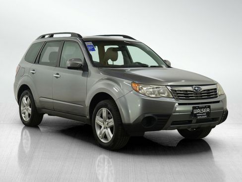 Used 2010 Subaru Forester 2.5X Premium image 7
