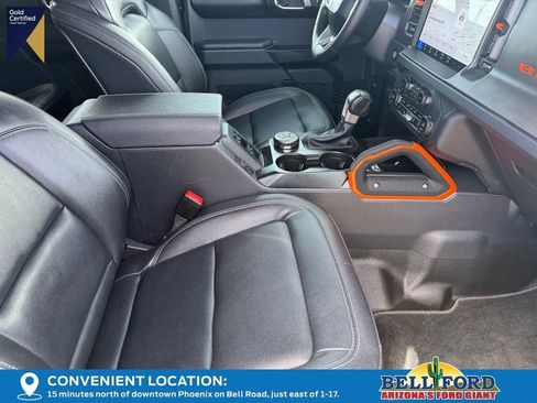 Used 2025 Ford Bronco Badlands image 7