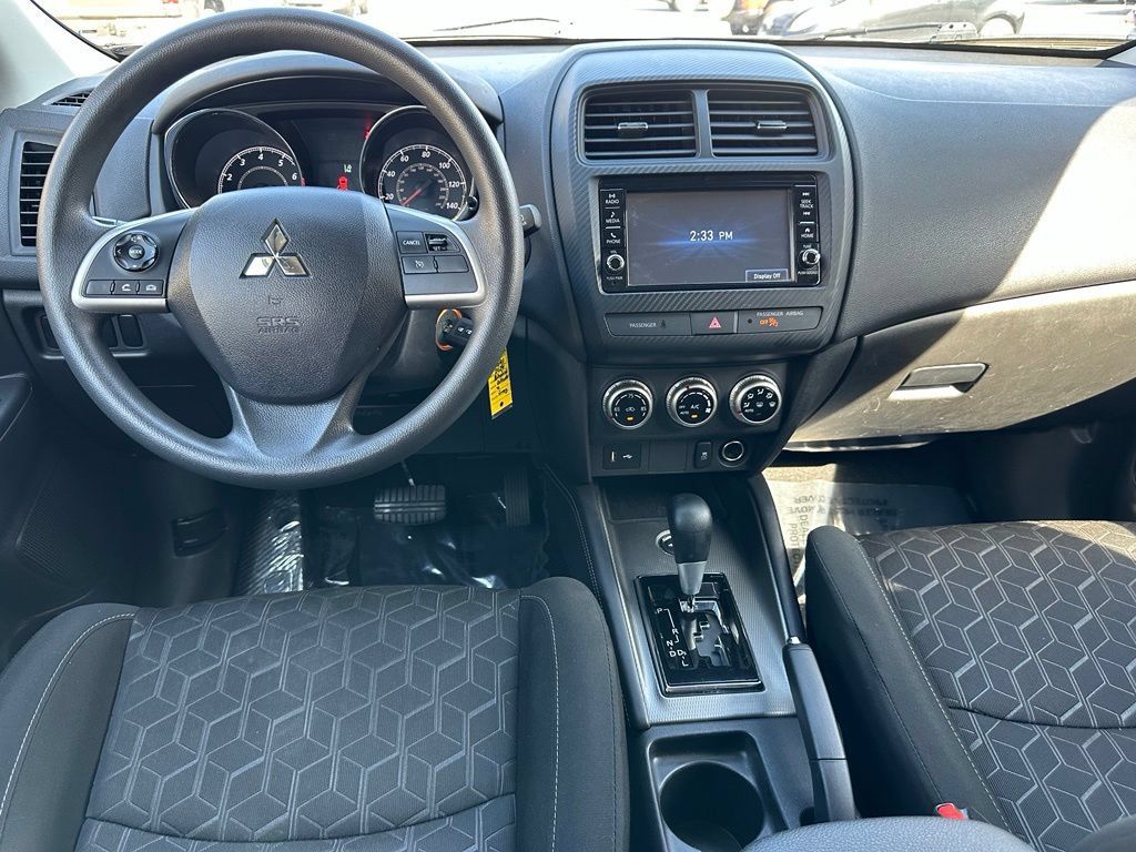 Used 2024 Mitsubishi Outlander Sport ES AWD/4WD image 4