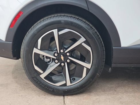 New 2026 Chevrolet Equinox EV LT w/ Comfort Package FWD image 37