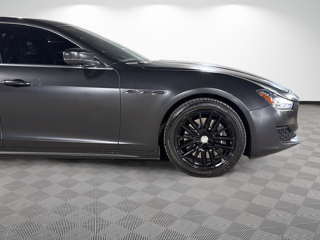 Used 2019 Maserati Ghibli S Q4 AWD/4WD image 15