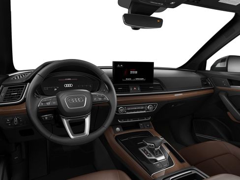 Certified 2023 Audi Q5 2.0T Premium Plus w/ Premium Plus Package AWD/4WD image 3