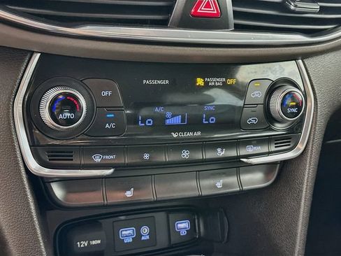 Used 2019 Hyundai Santa Fe SEL AWD/4WD image 19