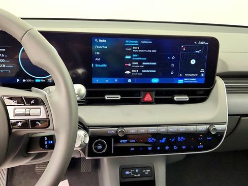 Used 2025 Hyundai Ioniq 5 SEL RWD image 16