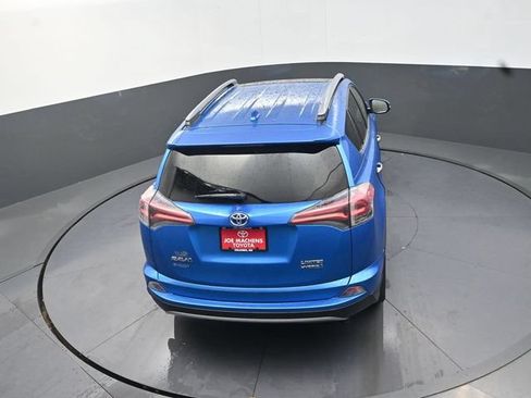 Used 2018 Toyota RAV4 Limited AWD/4WD image 28