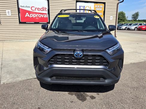 Used 2023 Toyota RAV4 XLE image 2