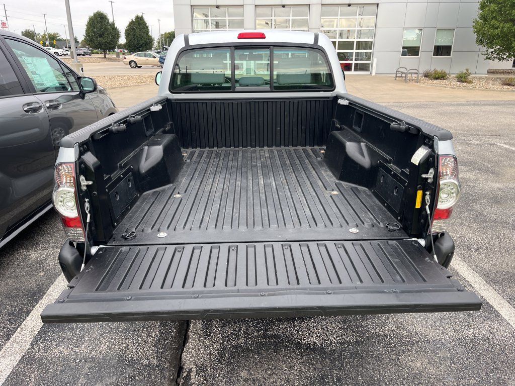 Used 2011 Toyota Tacoma 2WD Regular Cab image 6