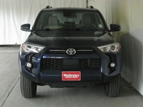 Certified 2021 Toyota 4Runner SR5 Premium image 6