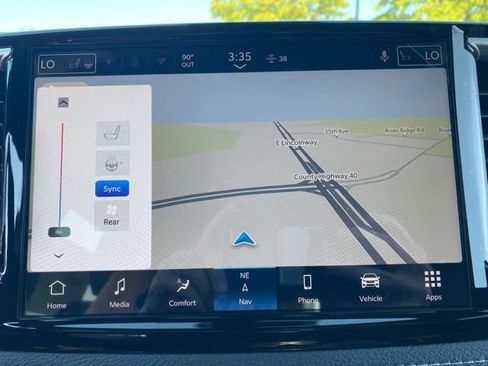 New 2026 Chrysler Pacifica Select image 37