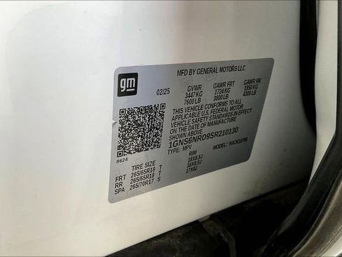 Used 2025 Chevrolet Tahoe LT AWD/4WD image 14