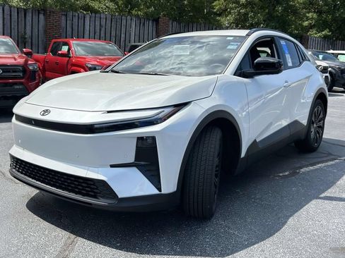 New 2026 Toyota C-HR AWD/4WD image 7