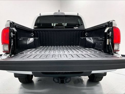 Used 2023 Toyota Tacoma SR5 RWD image 26
