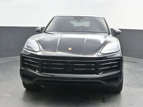 New 2026 Porsche Cayenne Coupe AWD/4WD image 10
