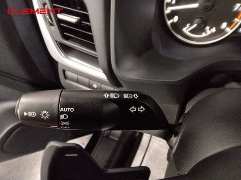 Used 2023 Nissan Rogue SV image 13