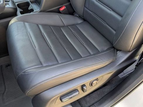Certified 2025 Honda CR-V EX-L image 28