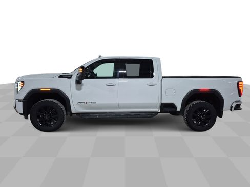 Used 2024 GMC Sierra 2500 AT4 w/ AT4 Preferred Package image 6