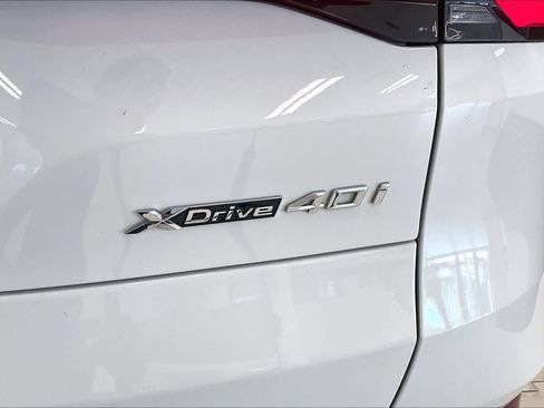 Used 2024 BMW X5 xDrive40i w/ Premium Package AWD/4WD image 9